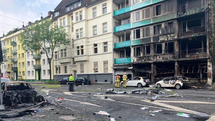 Düsseldorf: Drei Tote bei Brand – zwei Menschen in Lebensgefahr