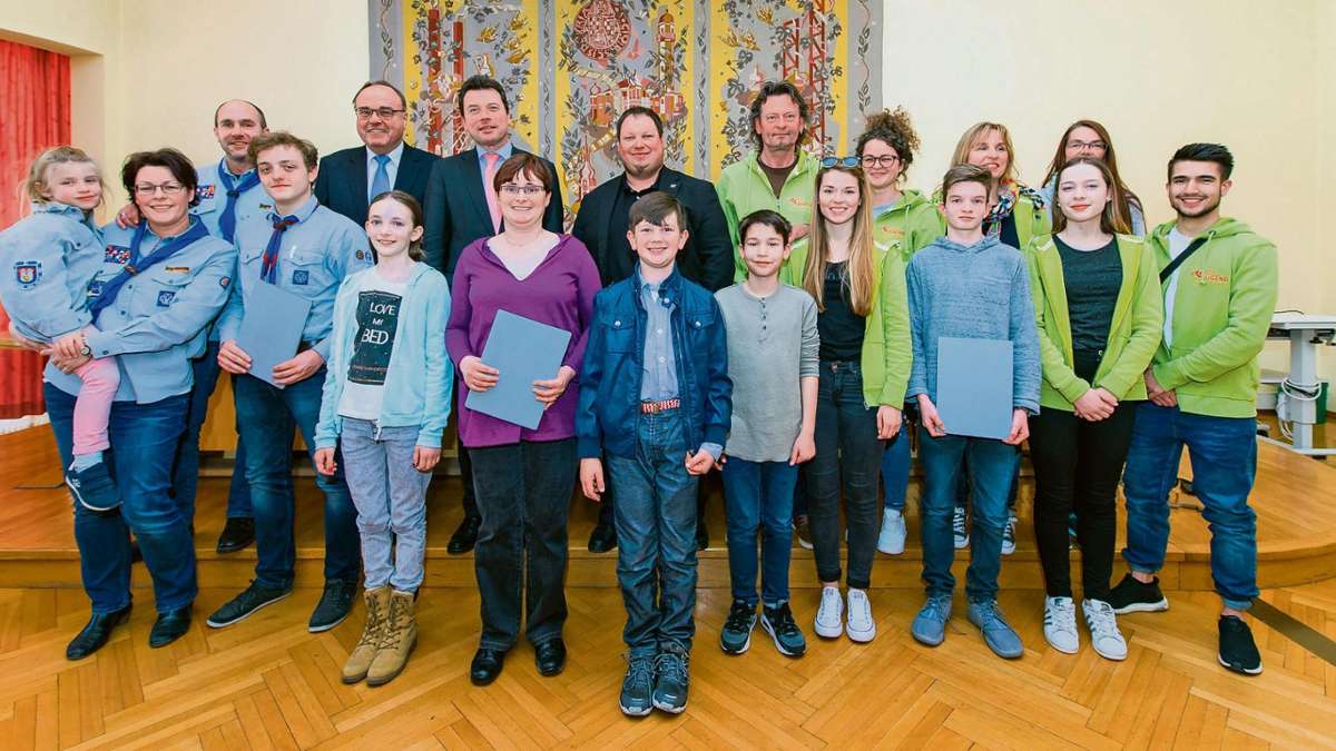 Hof: Jugendpreise gehen an Sternsinger, Naturfreunde und Pfadfinder
