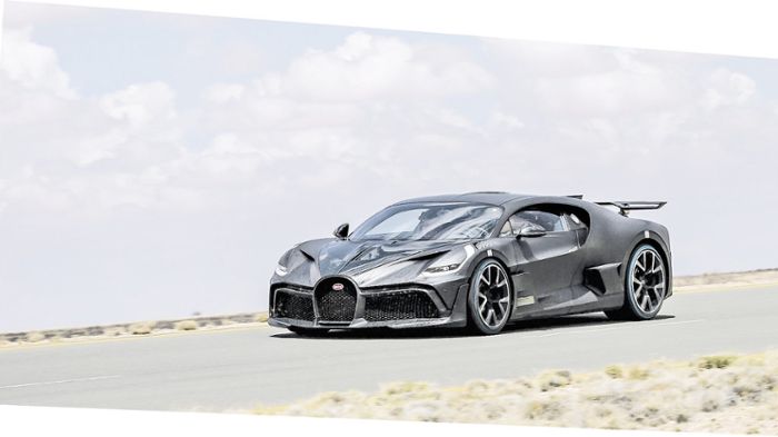 Bugatti Divo: Kampfjet auf Rädern