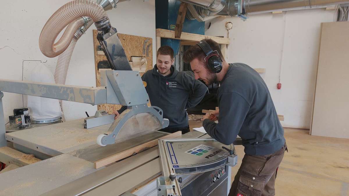Neue Arbeitsplätze: Junge Handwerker gründen neue Schreinerei in Stadtsteinach