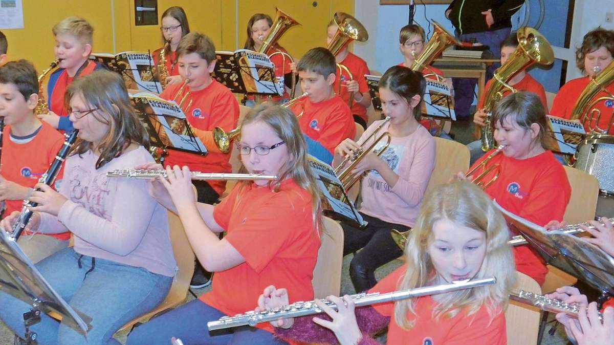Selb: Orchesterklassen geben Konzert in der Siebensternschule