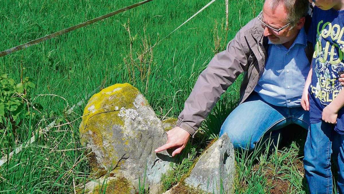 Kulmbach: Rettung für ein zerbrochenes Steinkreuz