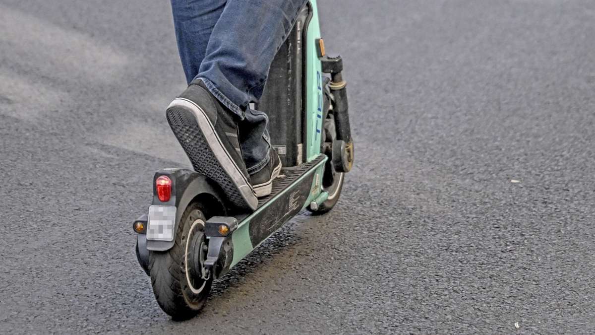 Debatten: 250 E-Scooter für Stadt und Landkreis Hof