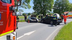 Kulmbach: Schwerer Frontalzusammenstoß - zwei Verletzte
