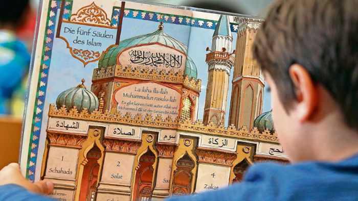 Studie empfiehlt Fortsetzung des Islam-Unterrichts