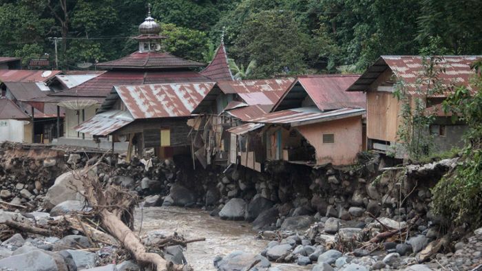 Sumatra in Indonesien: Mindestens 43 Tote nach Schlammfluten auf Sumatra