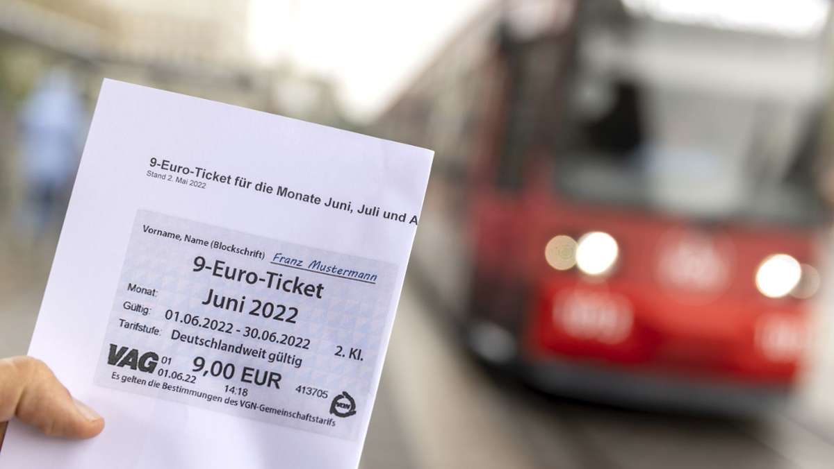 Unternehmer skeptisch: Nächster Halt: 49-Euro-Ticket
