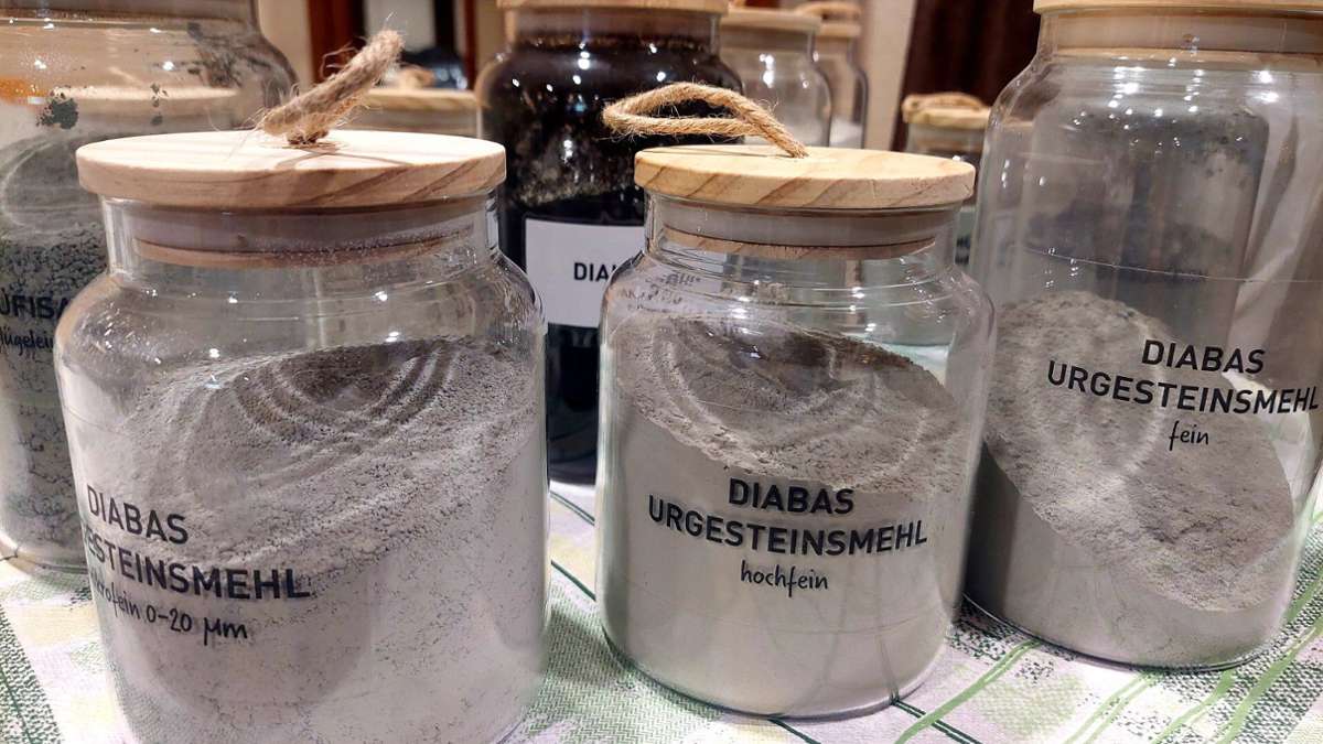 Gesteinsmehl aus Bad Berneck: Steinbruch-Produkt soll Pflanzenwachstum anregen