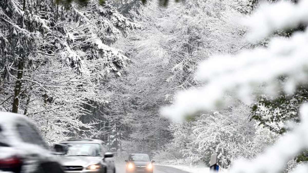 Länderspiegel: Erster Schnee: 20 Unfälle innerhalb weniger Stunden
