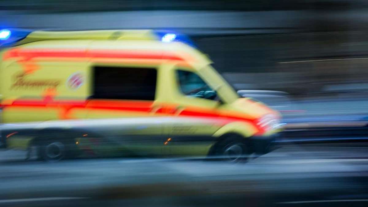 Arzberg: Schirnding: 65-jähriger Mann stirbt nach Unfall