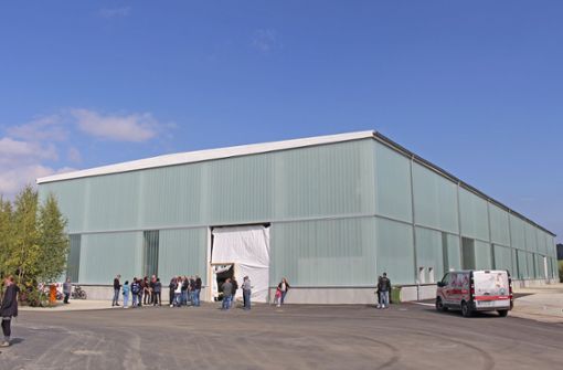 So sieht sie aus, die neue Fabrikhalle der Firma Lamberts. Mit verbaut ist auch das eigens hergestellte Glas. Foto: Sascha Fuchs