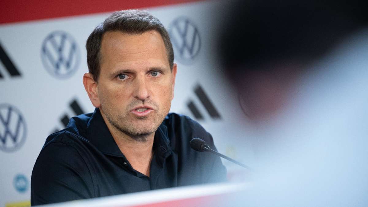 Fußball: Nach Heckings Aus: 1. FC Nürnberg sucht neuen Sportvorstand