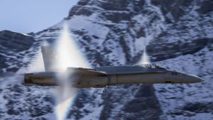 Unbekannter Privatjet im Schweizer Luftraum: Schweizer Kampfflugzeuge wegen Privatjets im Einsatz