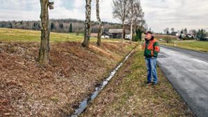 Preisdorf: Kahle Fläche statt blühende Hecke