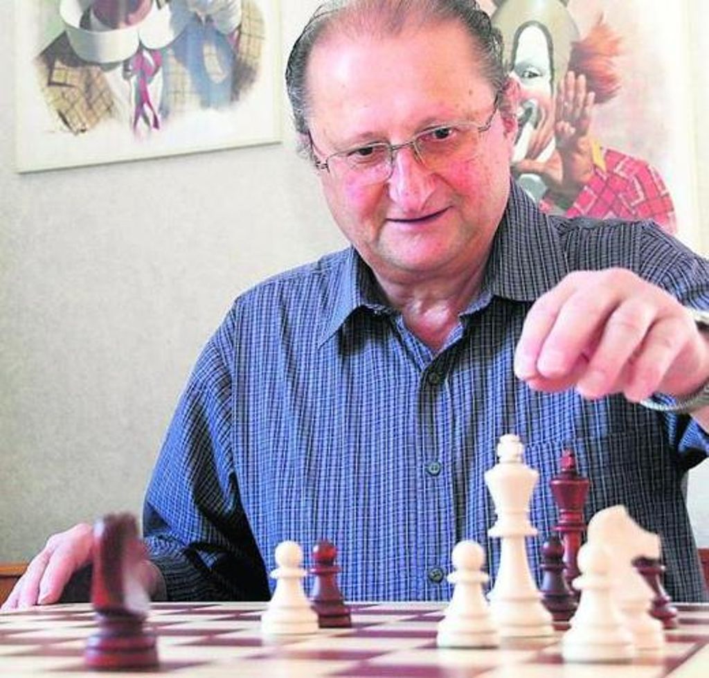 Schach spielt Horst Geier schon seit seinem zwölften Lebensjahr.	Foto: R. D. Quelle: Unbekannt