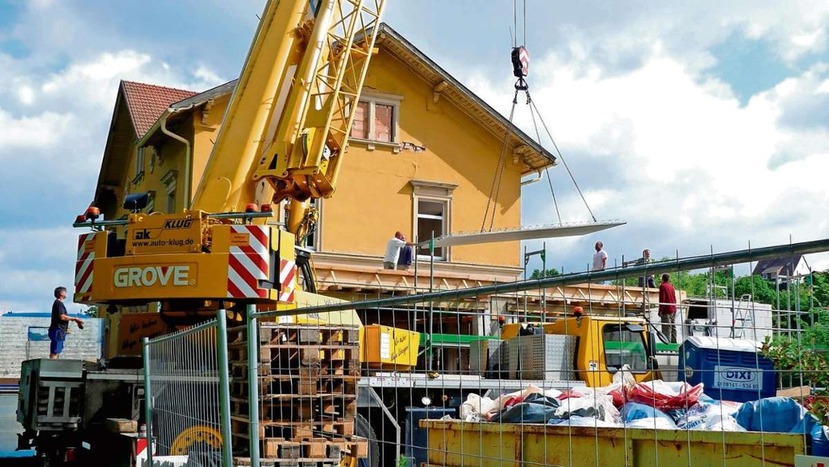 Trebgast: Umbau des Bahnhofsgebäudes geht gut voran