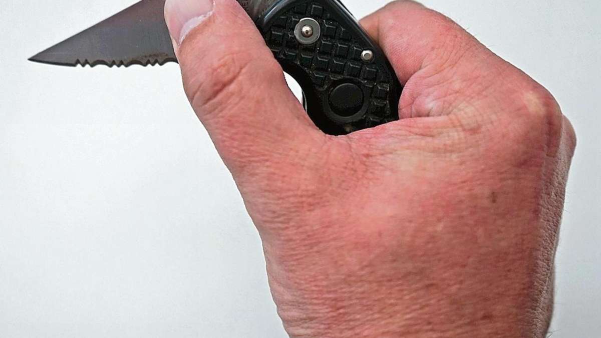 Kontrolle: Zwei 18-Jährige mit Messern unterwegs