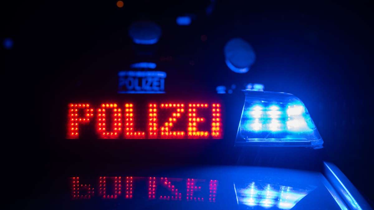Bei Polizeikontrolle: Autofahrer hat Schlagstock griffbereit