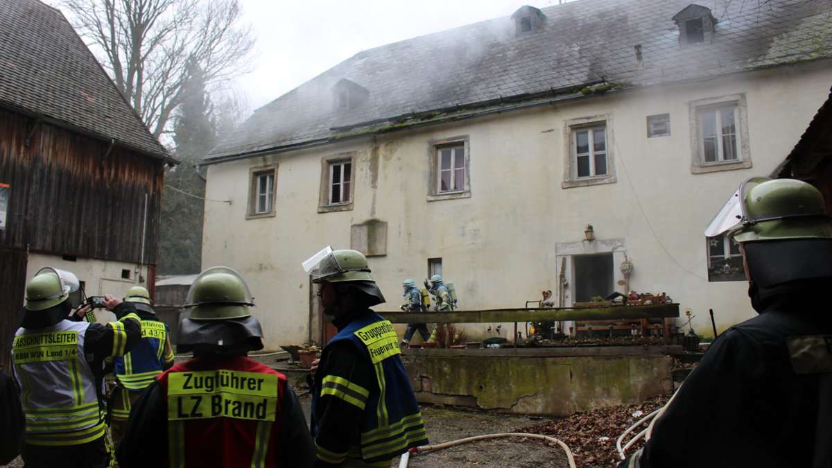 Arzberg: Brand auf Bauernhof