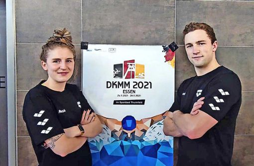 Alissa und Janis Schemm starteten für die TS Arzberg  bei der 11.  Deutschen Kurzbahnmeisterschaften der Masters in Essen. Foto: pr.