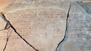 Hebräische Inschriften der Großen Synagoge von Vilnius entdeckt