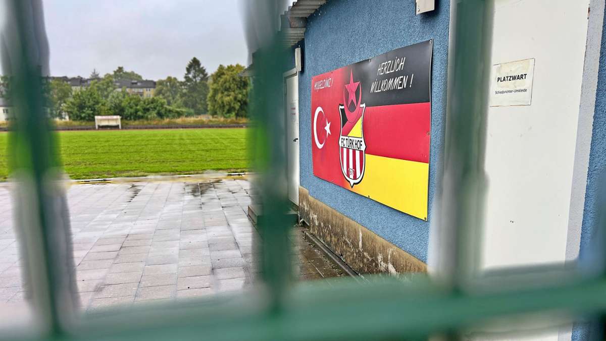 Schlechter Rasen: Beim FC Türk keimt Hoffnung auf