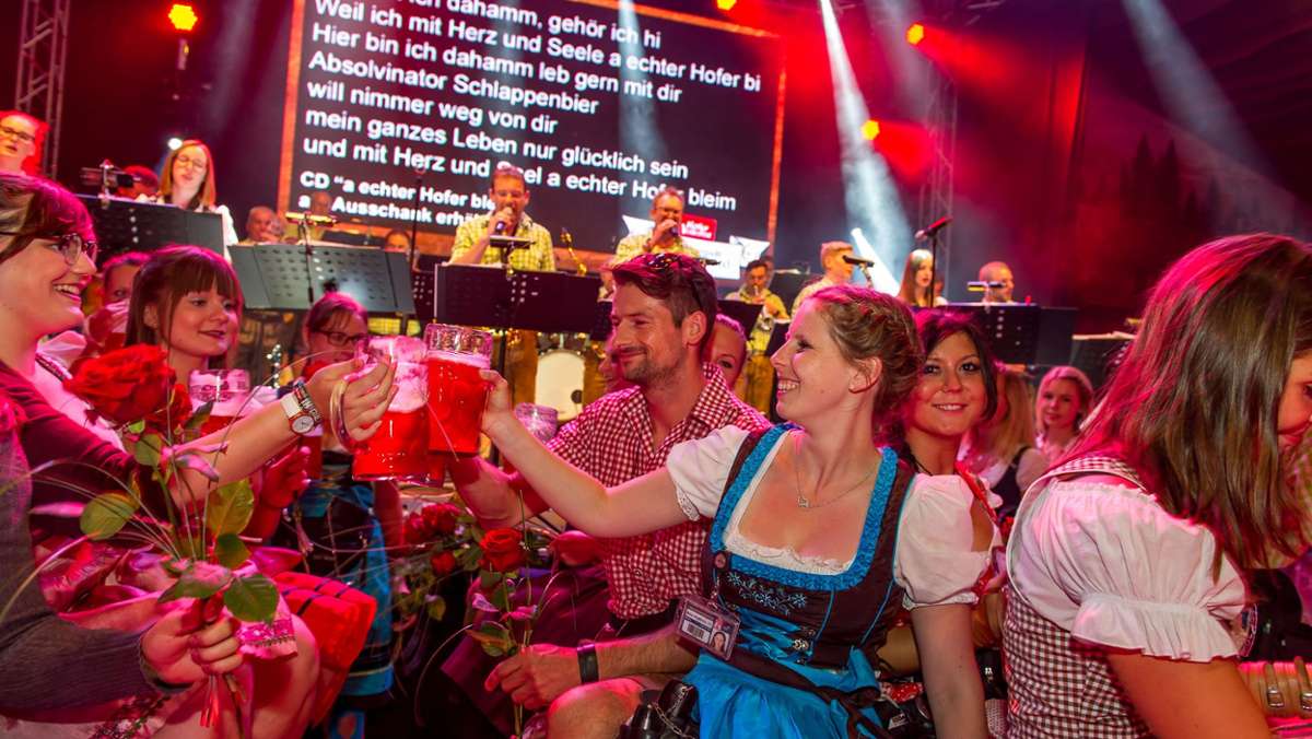Hof: Hofer Volksfest eher ohne Dzielak-Dirndl