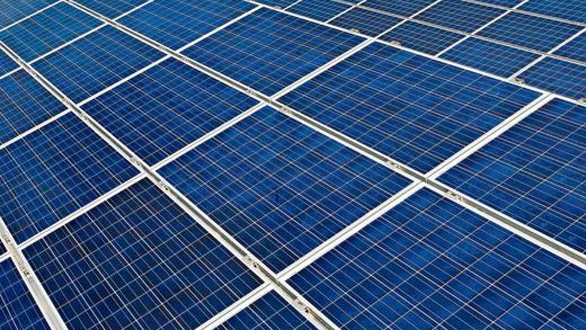 Gattendorf: Diebe stehlen 180 Module aus Solarpark an der A93