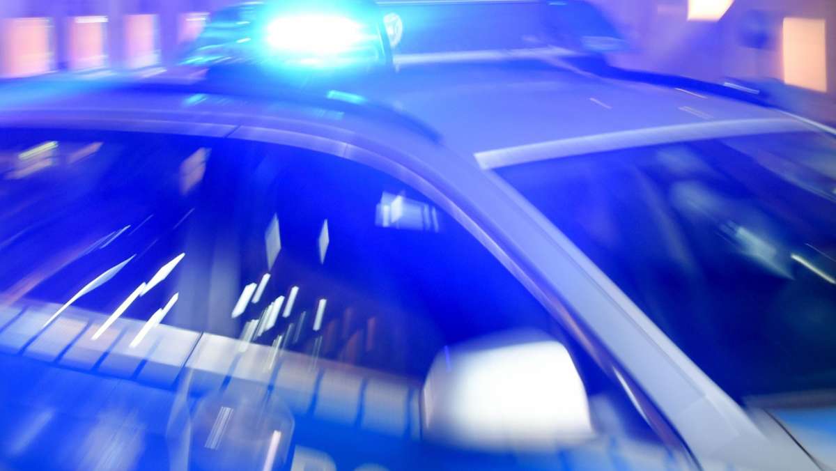 Verfolgungsjagd: Hof: Transporter-Fahrer flüchtet kilometerweit vor Polizei