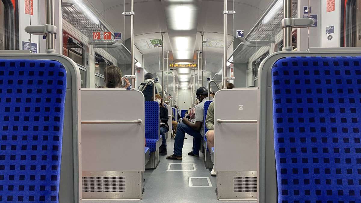 Skurriler Vorfall in München: Sex in der S-Bahn führt zu Verspätungen