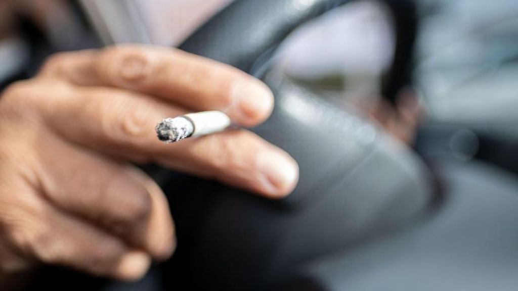 Initiative im Bundesrat: Länder dringen auf Rauchverbot in Autos mit Kindern