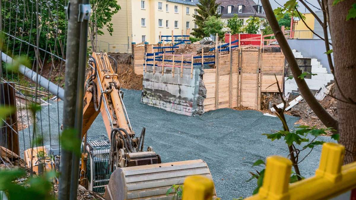 Hof: Hof: Sanierung der oberen Jahnbrücke liegt im Zeitplan