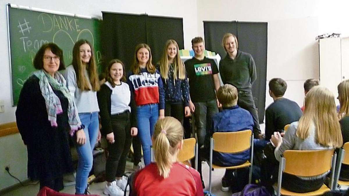 Wunsiedel: Luisenburg-Premiere im Klassenzimmer