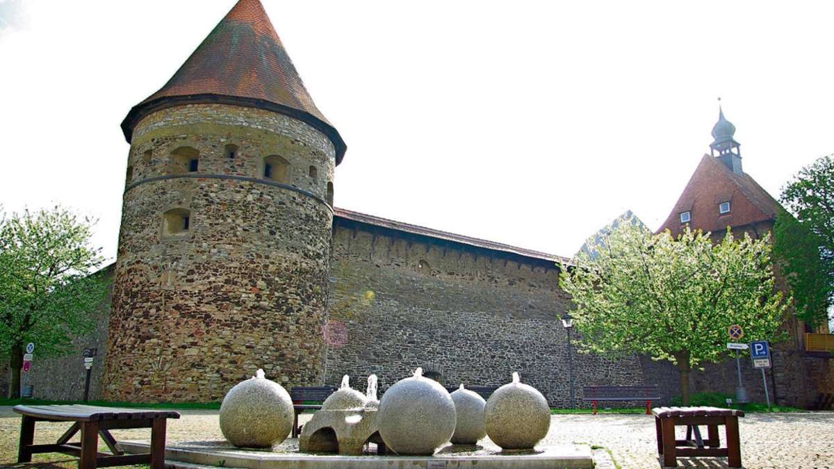 Hohenberg: Sommerlounge lädt auf Burg Hohenberg