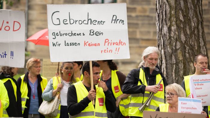 Regiomed-Mitarbeiter: Lautstarker Protest gegen die Privatisierung