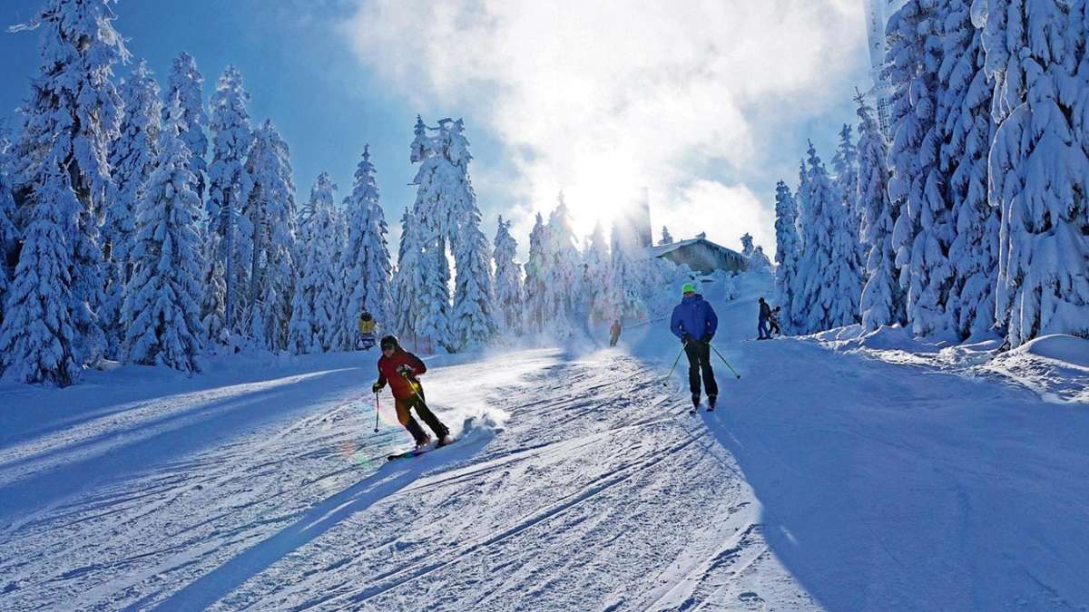 Fichtelgebirge: Ochsenkopf: Skifahrer müssen noch eine Woche warten