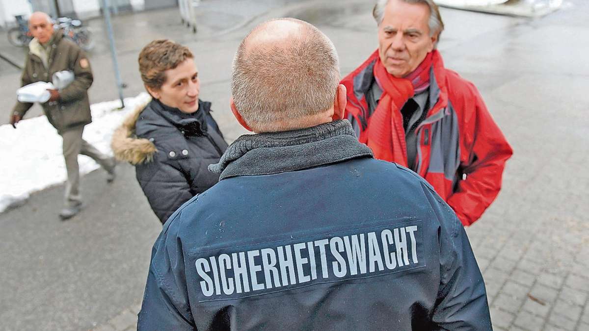 Hof: Wegen Migranten: CSU fordert Verstärkung der Sicherheitswacht