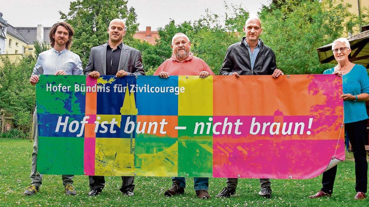 Mödlareuth: Bündnis zeigt Flagge gegen AfD-Demo