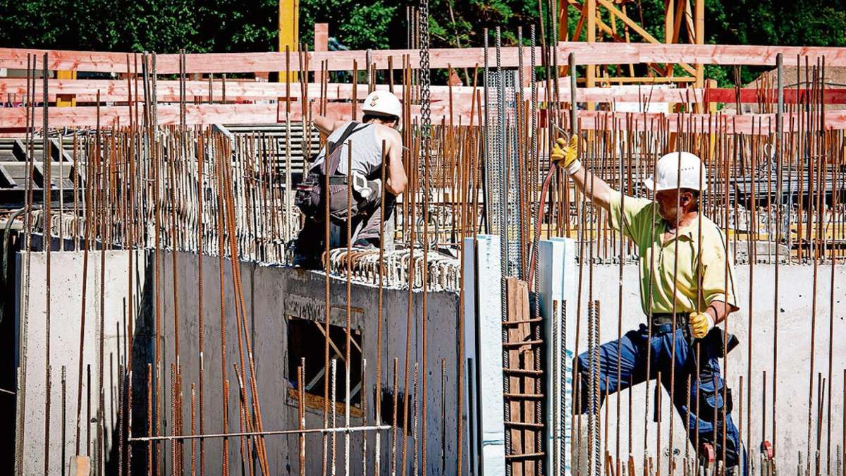 Hof: Mindestlohn für Bauarbeiter steigt auf 12,55 Euro