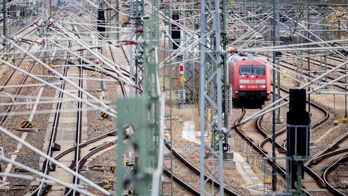Oberfranken: Elektrifizierung der Bahn hinkt hinterher