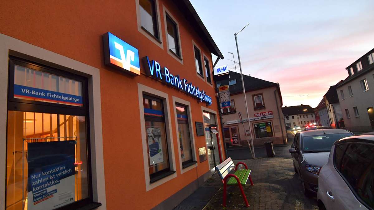 Markt in Thiersheim: VR-Bank geht – „Tante M“ kommt