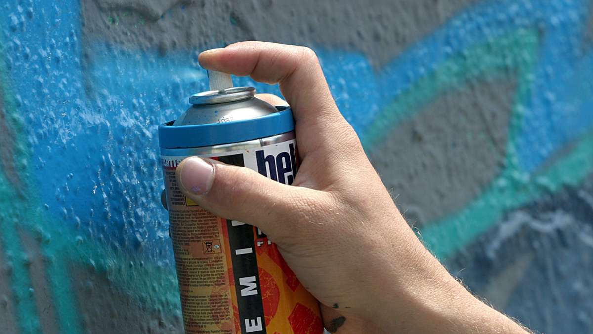 Mehrere Schriftzüge: Graffiti-Sprayer in Selbitz unterwegs