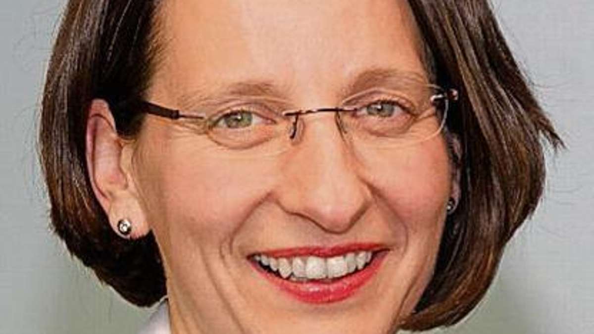 Wirtschaft: Sarah Rössler steigt in HUK-Vorstand auf