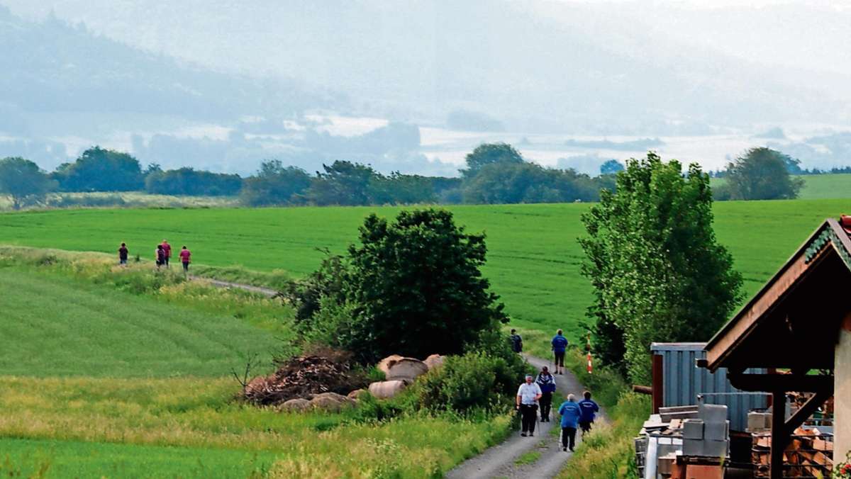 Rugendorf-Feldbuch: Wandern im grünen Idyll