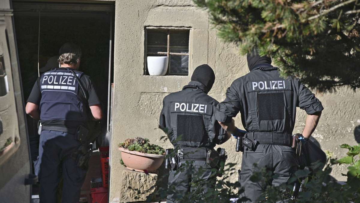 Razzien in Bayern: Neonazi-Sekte –Anführerin  wohnt in Franken
