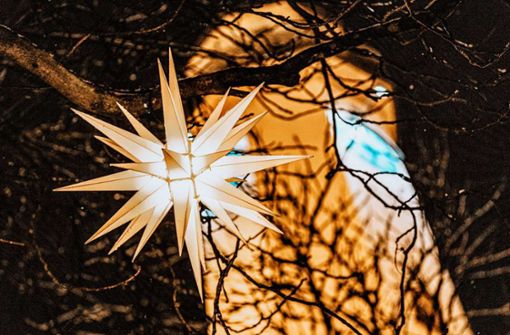 Die Weihnachtsbeleuchtung ist weiter Thema in Hof. Foto: Archiv