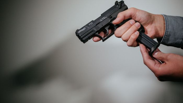 Marktredwitz: Mann holt Pistole an Tankstelle hervor