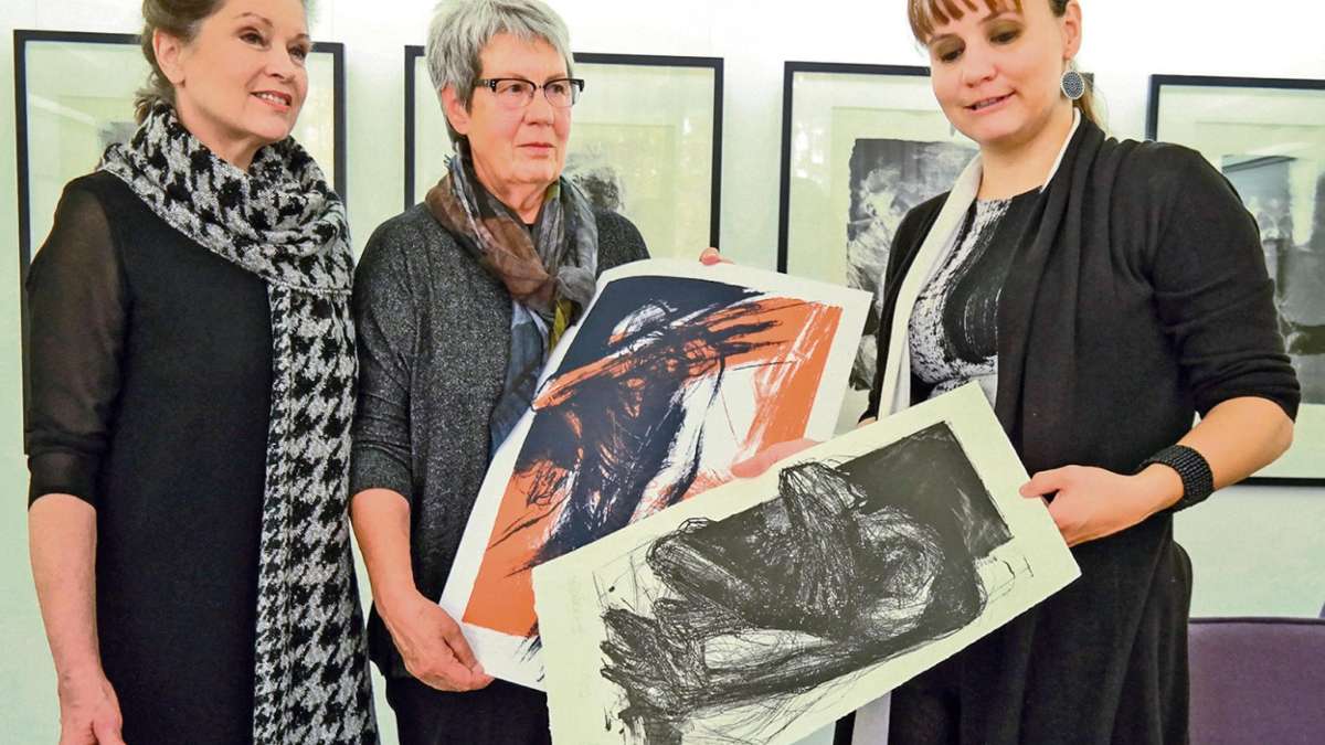Bad Steben: Zwickauer Künstlerin beschenkt Grafikmuseum