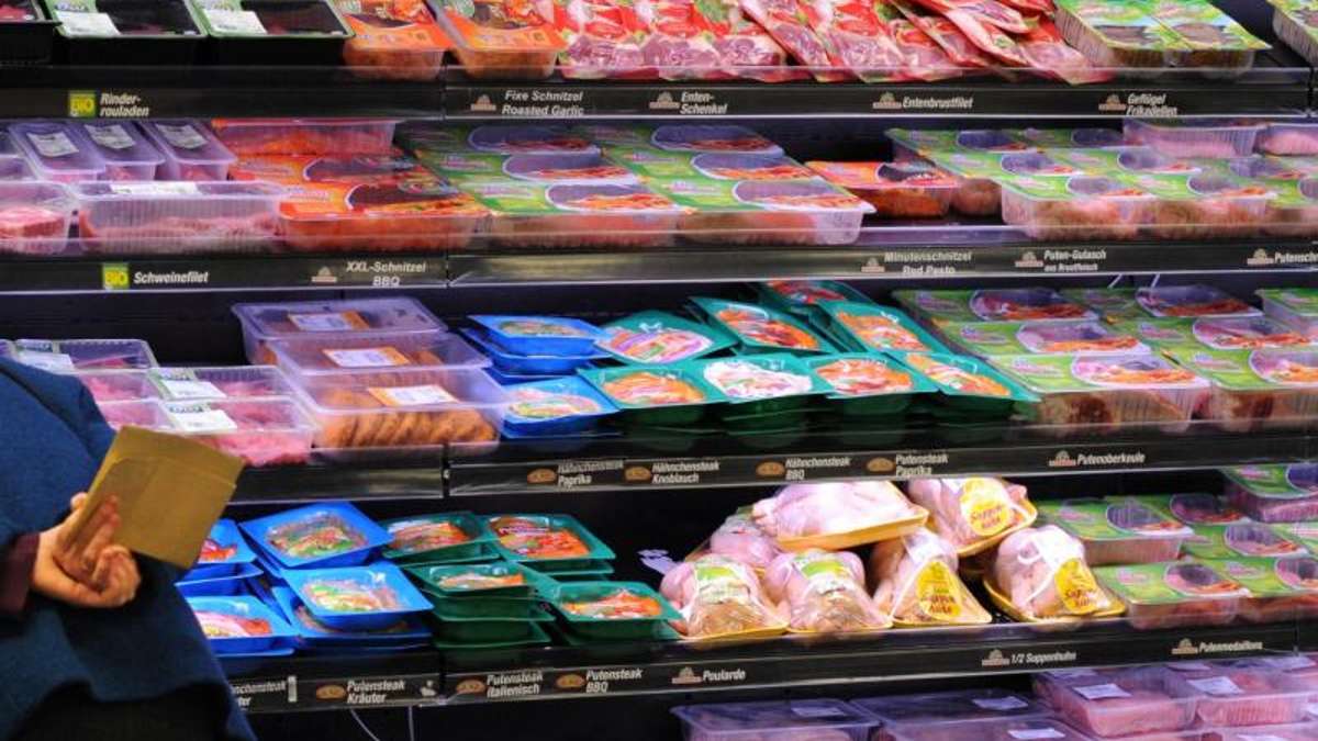 Hof: Frauen mit Kleinkind stehlen Frischfleisch aus Supermarkt