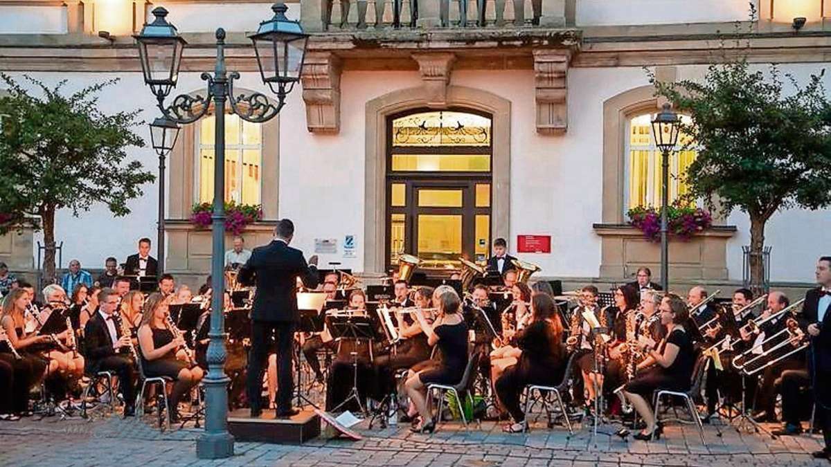 Kulmbach: Sommernacht und symphonischer Rock auf dem Marktplatz